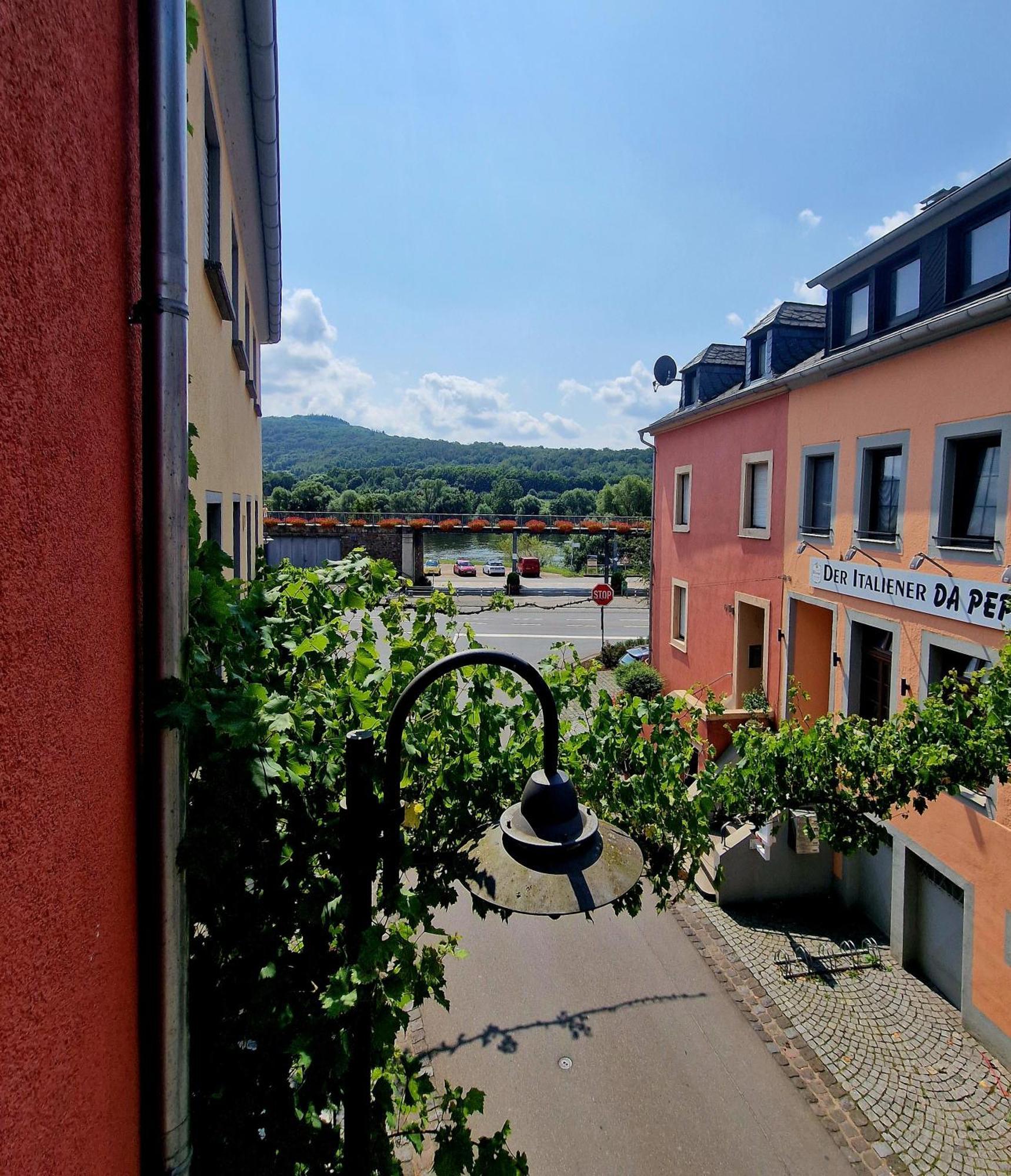 Das Rote Ferienhaus Terlinden リーザー エクステリア 写真